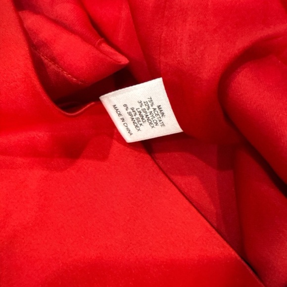 St. John
Elegant Cocktail dress in Venetian Red size 4 - Picture 8 of 16